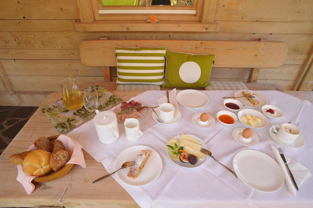 Schiessstandhof Bed & Breakfast Montagna Exterior photo